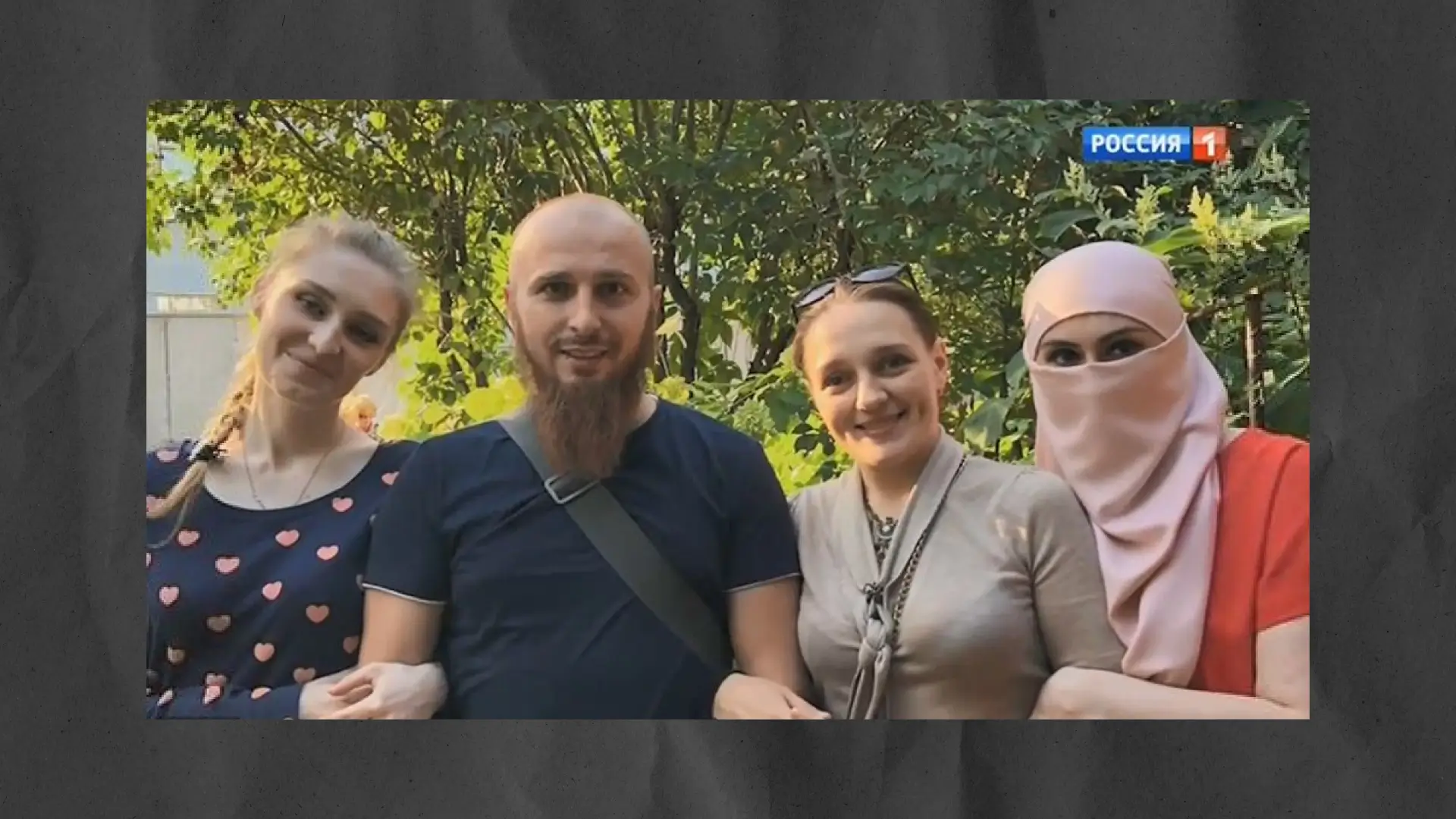 Иван Сухов и жёны, фото из личного архива. Коллаж Александра Сербиненко