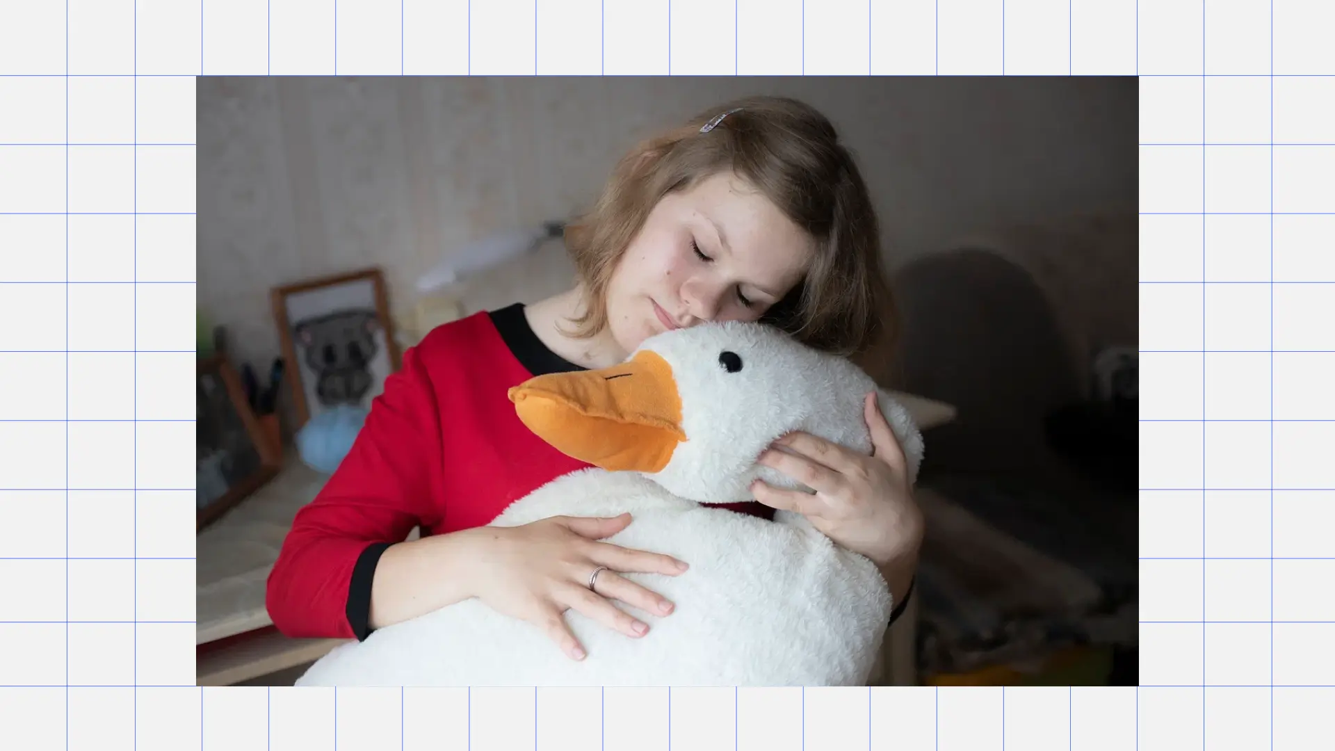 Вика и любимый гусь