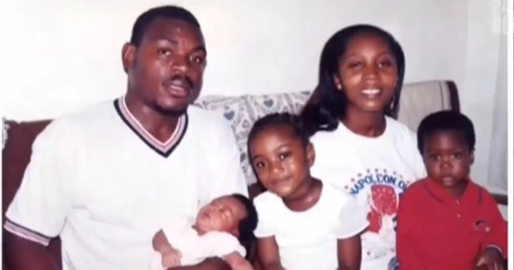 Блайи с женой и детьми, кадр из фильма «Искупление голозадого генерала».